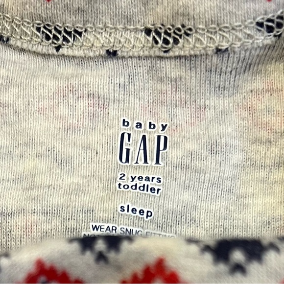 NWT GAP Kids | Christmas Pajama Set 2T - Picture 2 of 4